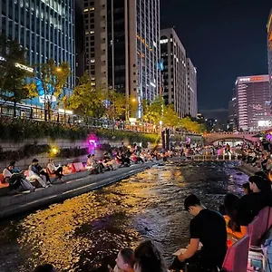 Long Sinchon Hongdae Hostel Seoul